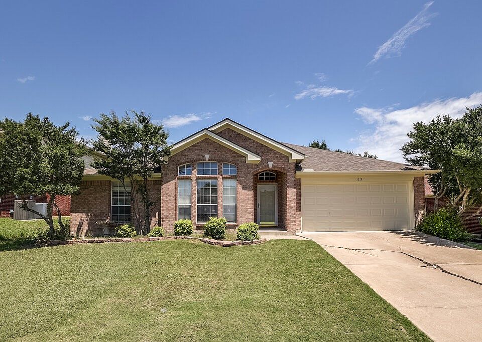 1st image of 1713 Windcastle Dr