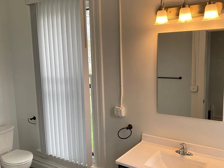 101 Pleasant St SE #1 — Photo 15