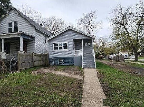 1st image of 10236 S Eggleston Ave