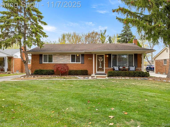 2491 Athena Dr, Troy, MI 48083