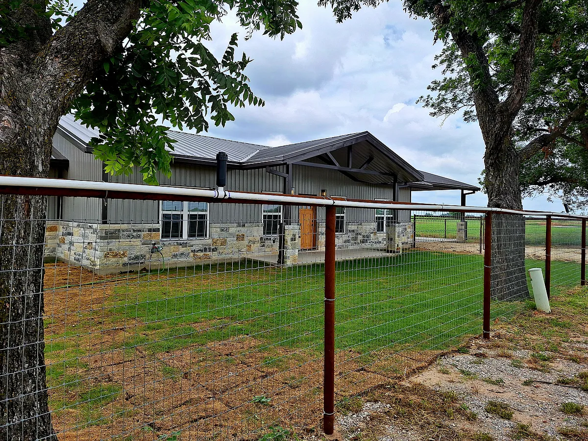 Building Photo - 6034 County Road 256