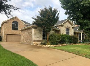 8105 Edenmore Ln, Rowlett, TX 75089