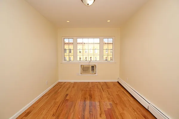 Rented by Nooklyn NYC LLC | media 10