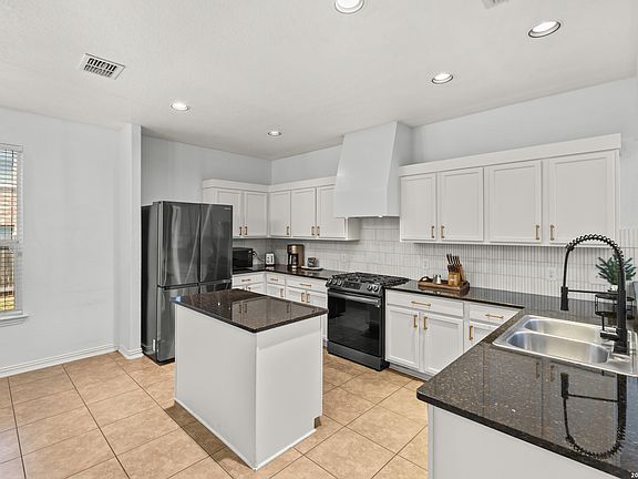 4th image of 13707 FIRENZE PL