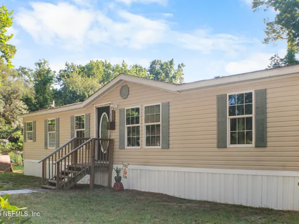 100 HEIDT Lane, Palatka, FL 32177