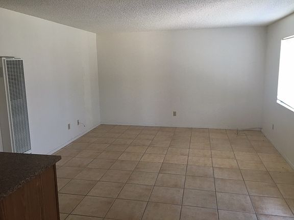 5th image of 73483 Sun Valley Dr APT A