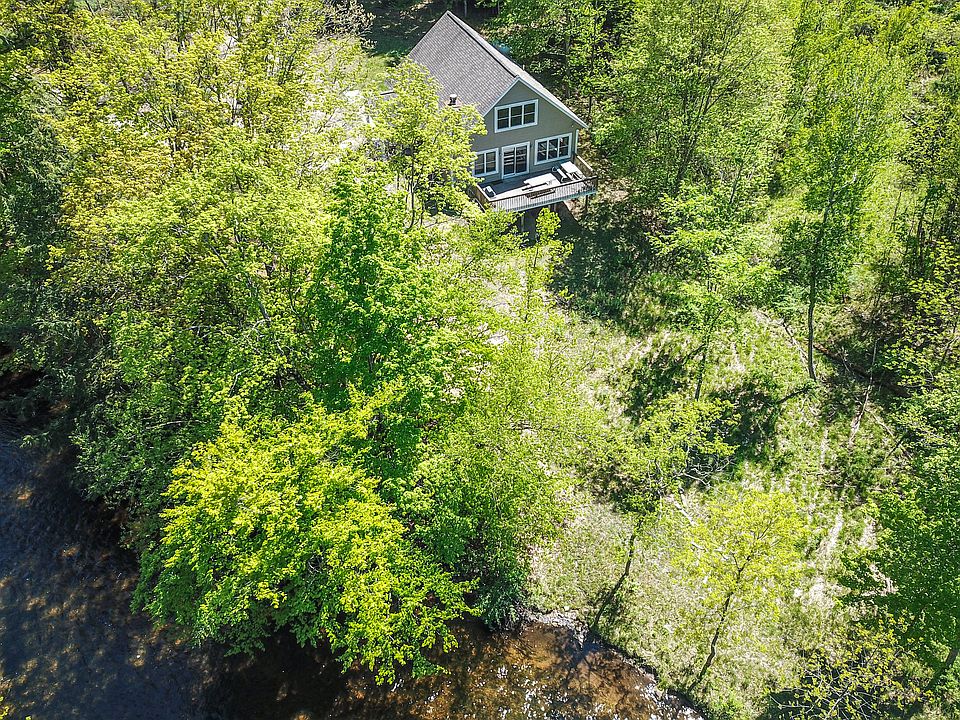 120 acres w cabin