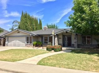 2620 E Paradise Ave, Visalia, CA 93292