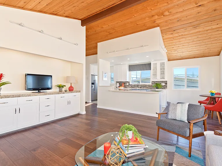 4587 Bermuda Ave — Photo 17