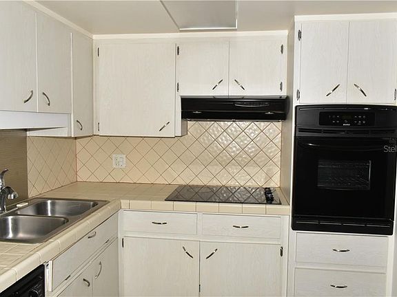 4th image of 2457 Ecuadorian Way APT 25