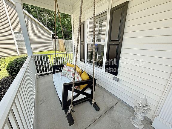 2nd image of 578 Carters Grove Rd