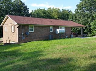 1469 Hanging Rock Park Rd, Danbury, NC 27016