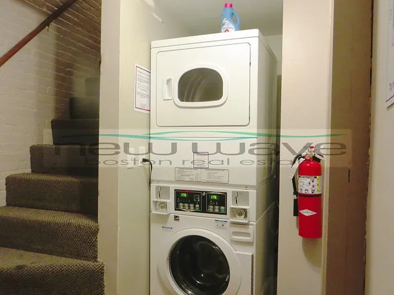 32 Edgerly Rd #1 — Photo 6