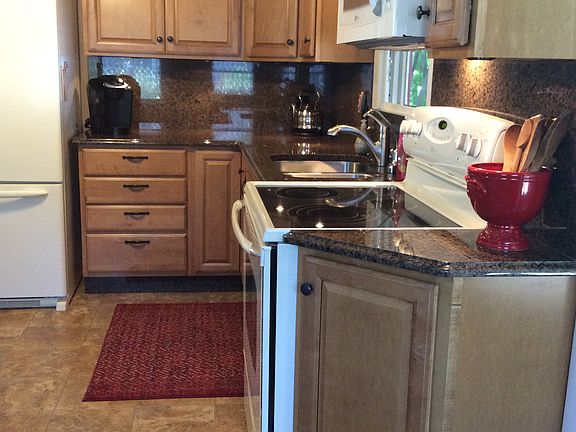 Lifetime vinyl flooring