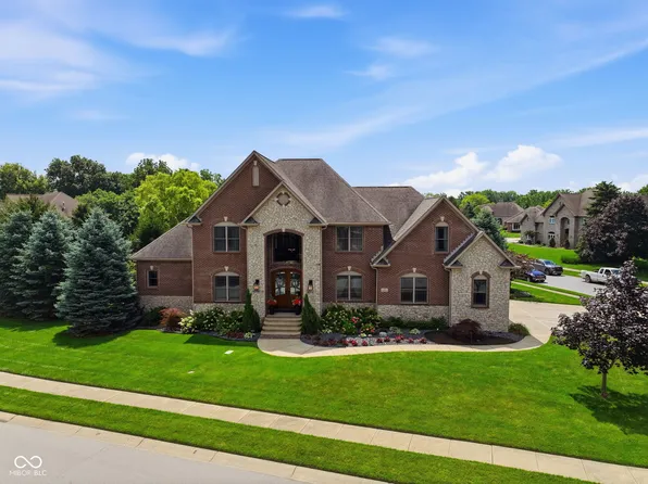 63 Hollaway Blvd, Brownsburg, IN 46112