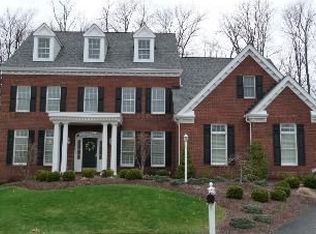 118 Cypress Ct, Venetia, PA