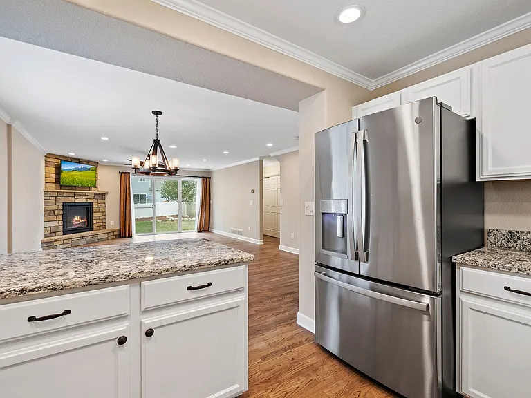 2603 Thoreau Dr — Photo 8