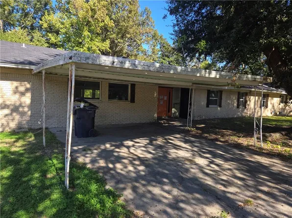 1213 Tampa St, Tallulah, LA 71282