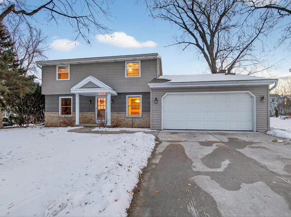 414 Custer Ct, Green Bay, WI 54301