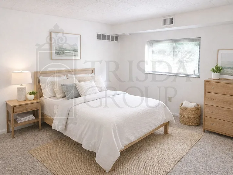 Avail Sept 30th: 2BR Apt in North Hills School District AC, Parking, Pets OK! — Photo 11