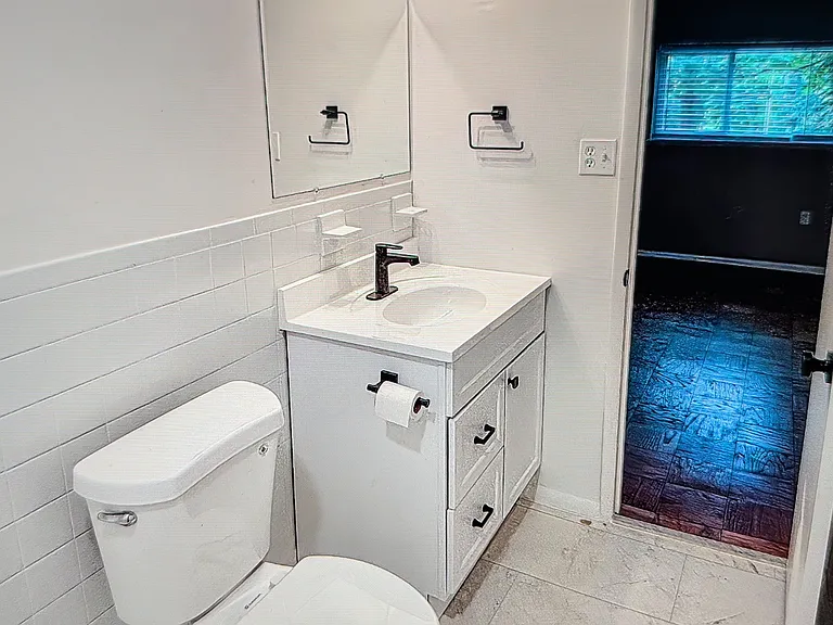 225 Francis L Cadden Pkwy #T3 — Photo 3