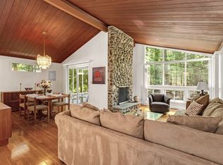 32 Spring Ln, Sharon, MA 02067