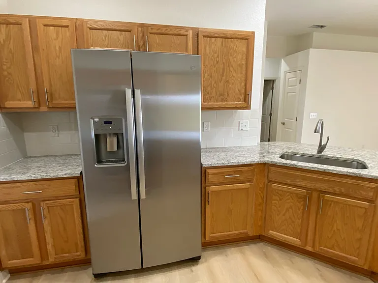 4711 Mandolin Loop — Photo 11