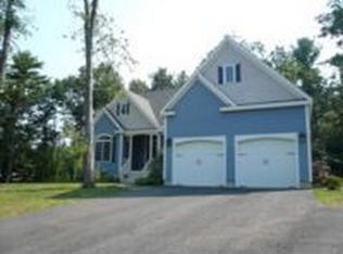 2 Squire Ln, York, ME 03909