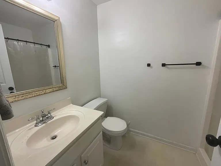 421 Ivy Glen Dr — Photo 21