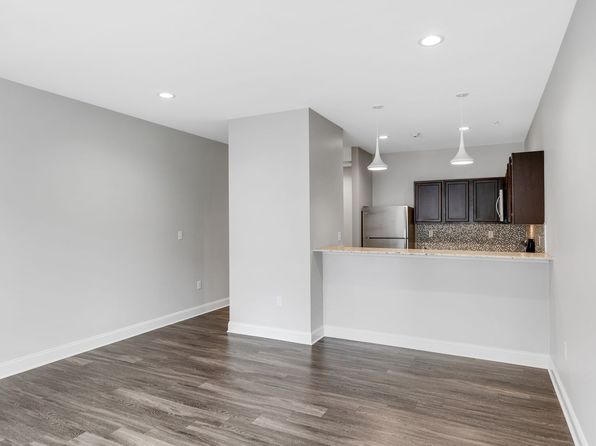 85 Dana Ave