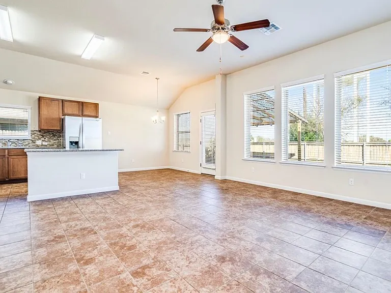 271 Bridgestone Way — Photo 9