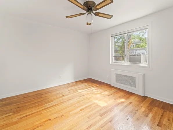 224-17 Manor Road image 7 of 16