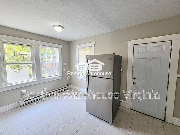 4th image of 220 Glendale Ave APT 1