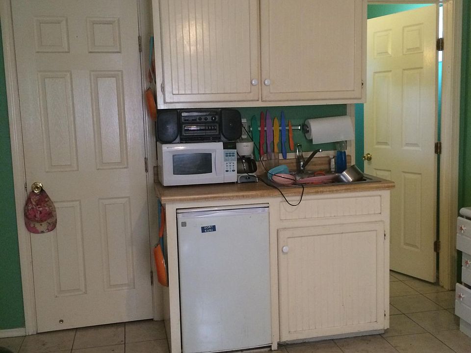 2nd image of 2219 Hurley Ave APT F