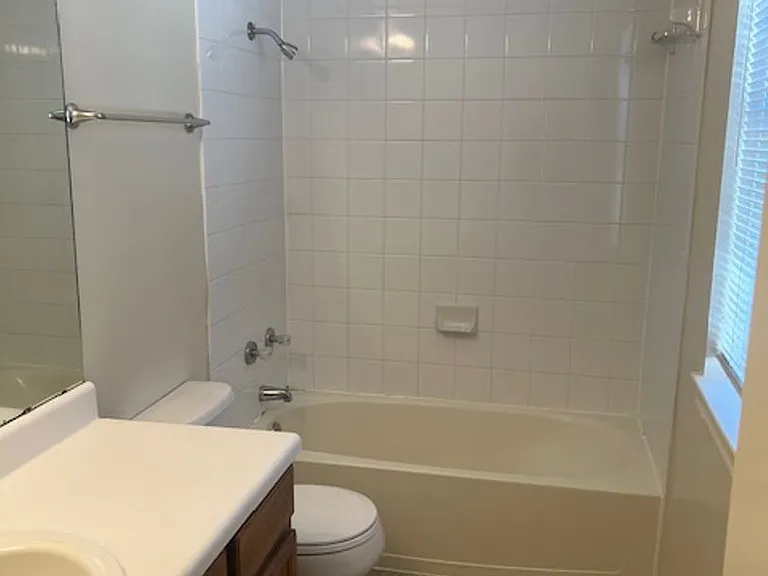 1105 Christopher Ave — Photo 27