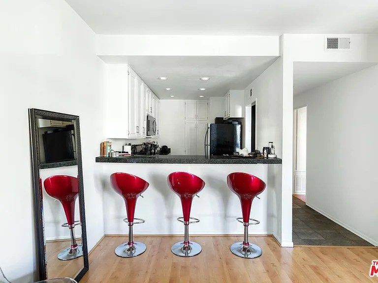 3231 Cheviot Vista Pl #108 — Photo 2