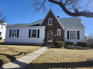 306 N Main St, Columbia City, IN