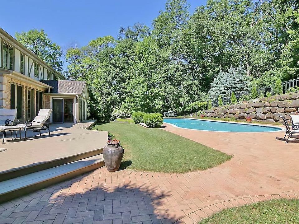 2nd image of 3575 Swoboda Rd