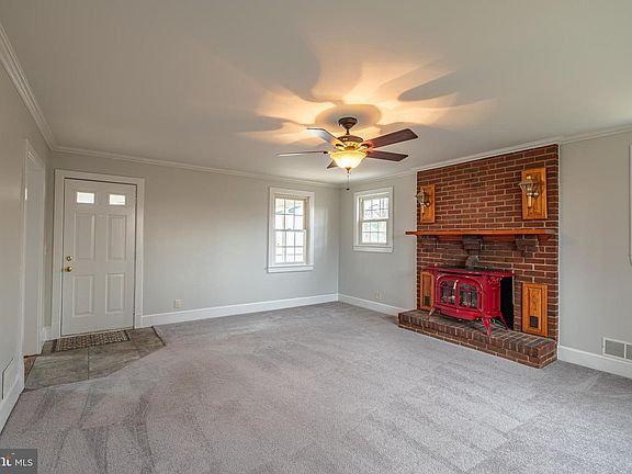 5th image of 5680 Bryantown Rd