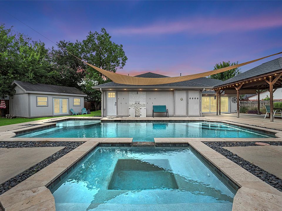 1st image of 2418 Pebbledowne Cir