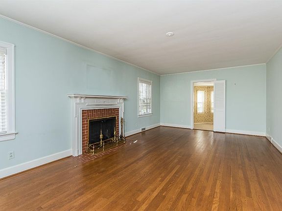 5th image of 188 Louisiana Ave