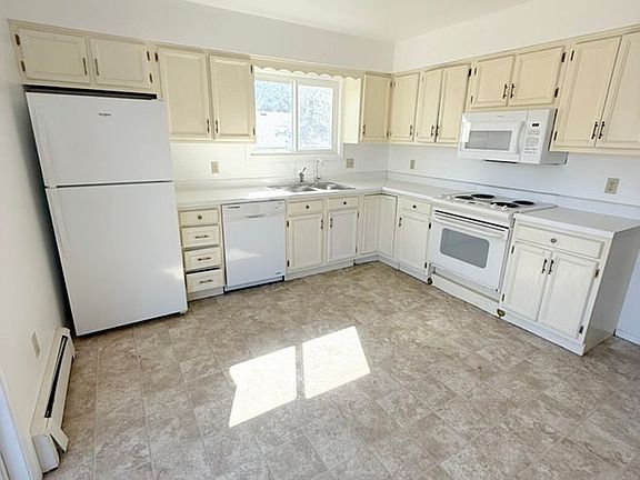4th image of 306-308 N 19th Ave