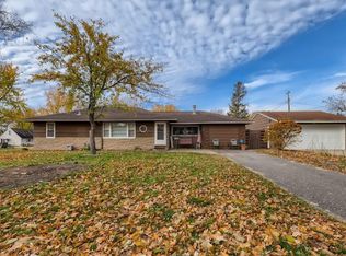 1961 Adolphus St, Saint Paul, MN 55117