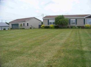 10146 N Genesee Rd, Mount Morris, MI 48458