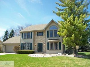 822 Powderhorn, Lansing, MI 48917