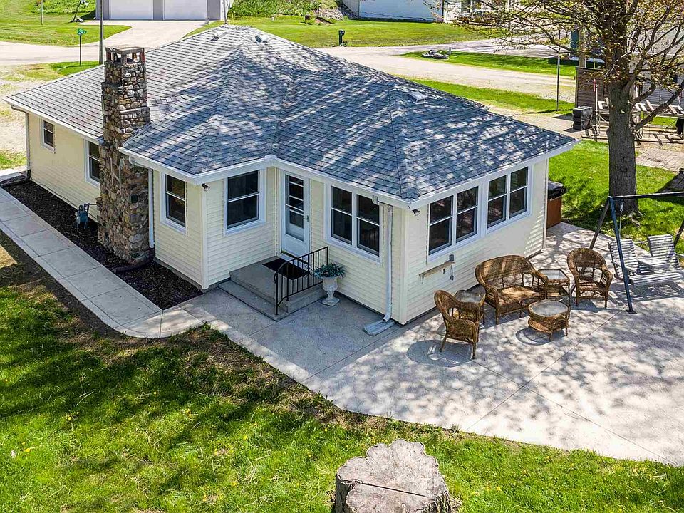 1460 E 720 S Wolcottville IN