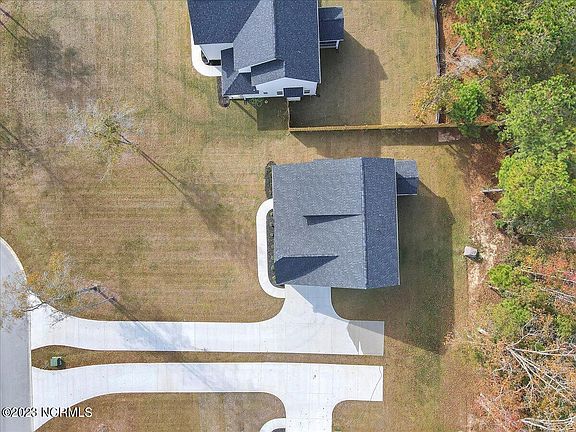 3rd image of 7173 Old Stump Drive SE