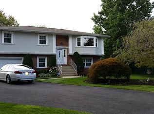 1280 Church St, Bohemia, NY 11716