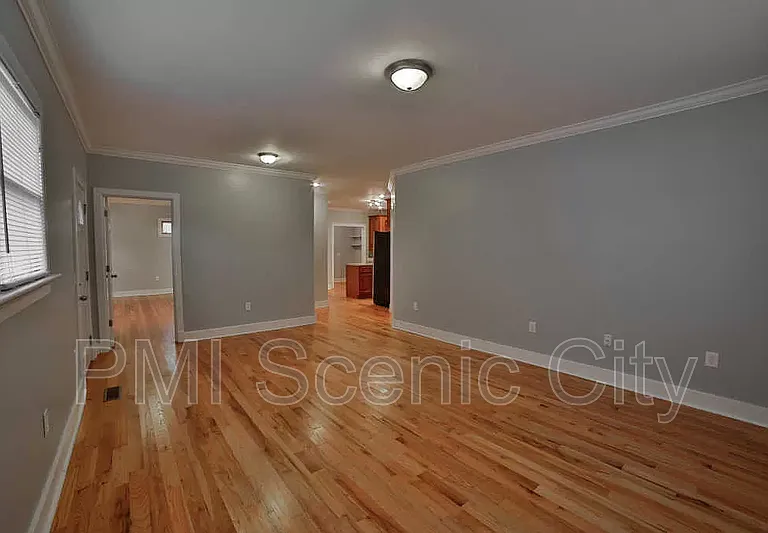 513 Lytle St — Photo 39