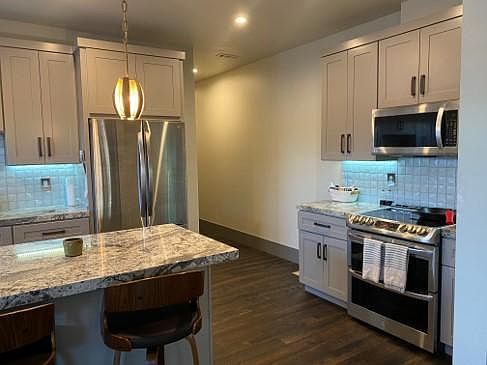 3rd image of 2109 J St Suite 302